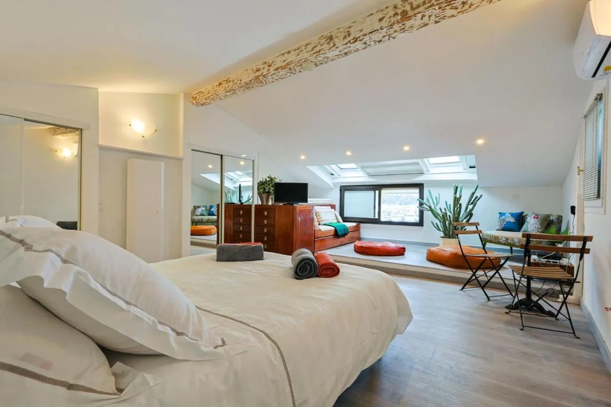 Image 1 of Sailing Apartment