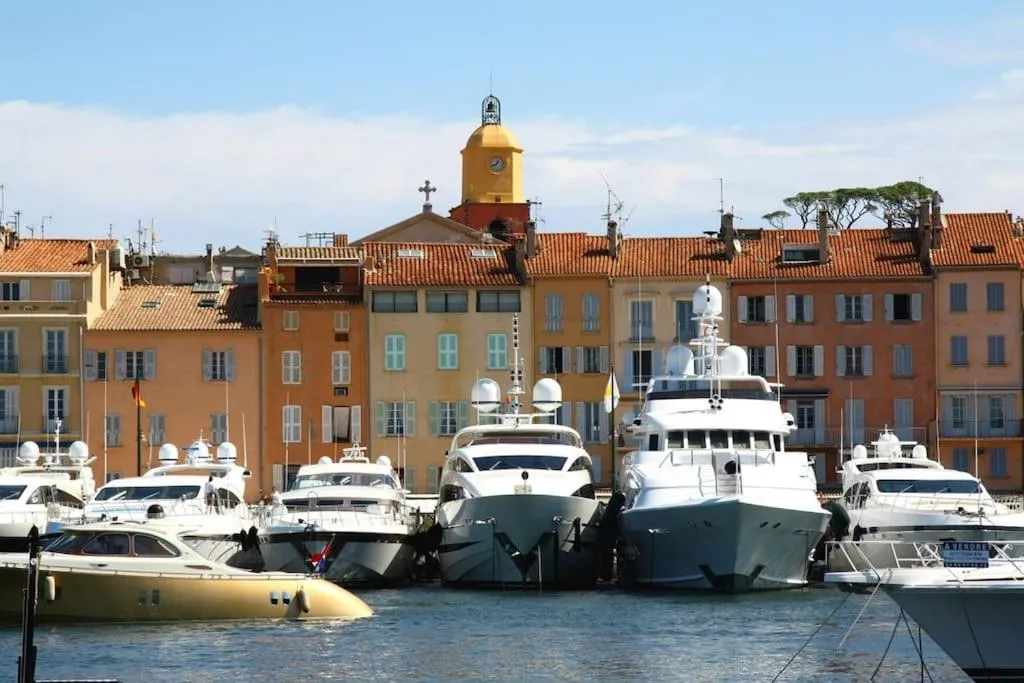 Image 1 of Saint Antoine-City center St-Tropez-TerraceParking