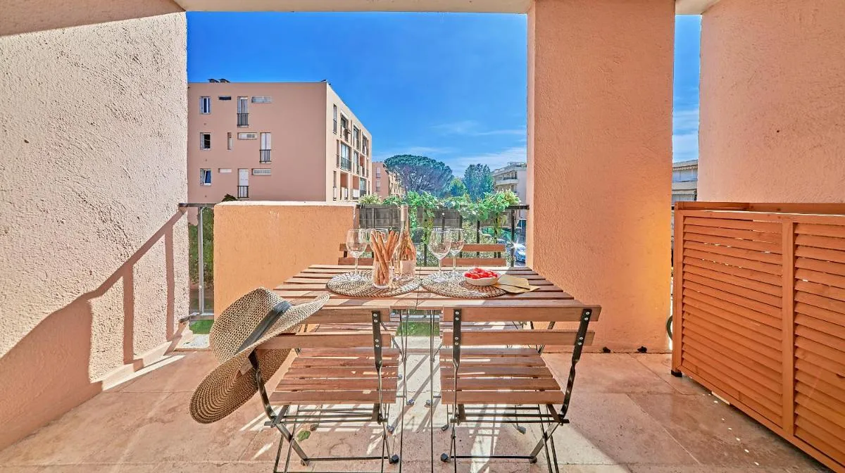 Image 5 of Saint Antoine-City center St-Tropez-TerraceParking