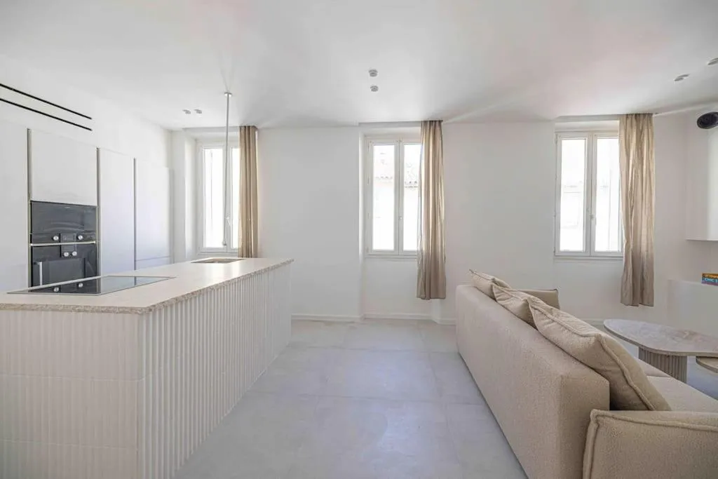Image 4 of Saint-Tropez Hypercentre