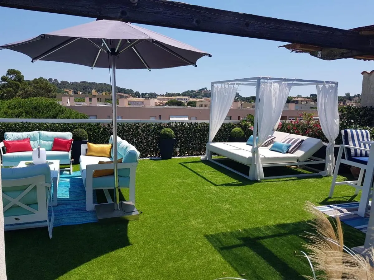 Image 4 of Saint Tropez Sea View Penthouse