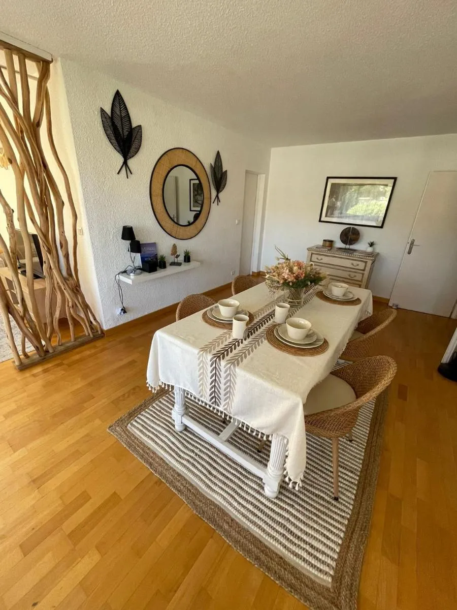 Image 4 of Saint Tropez Spacieux Appartement La Florida