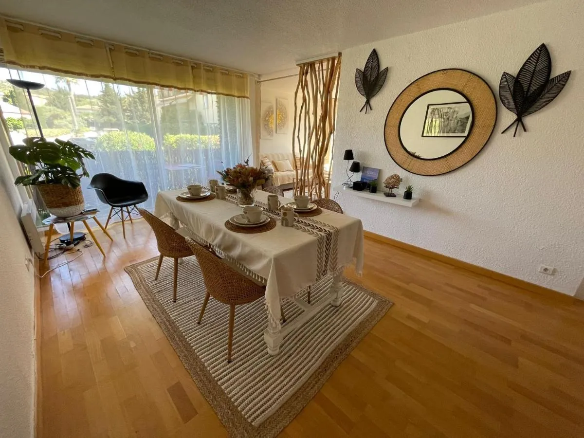 Image 1 of Saint Tropez Spacieux Appartement La Florida