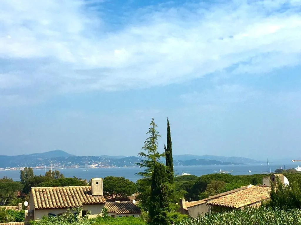 Image of Saint-Tropez walking distance, sea view house