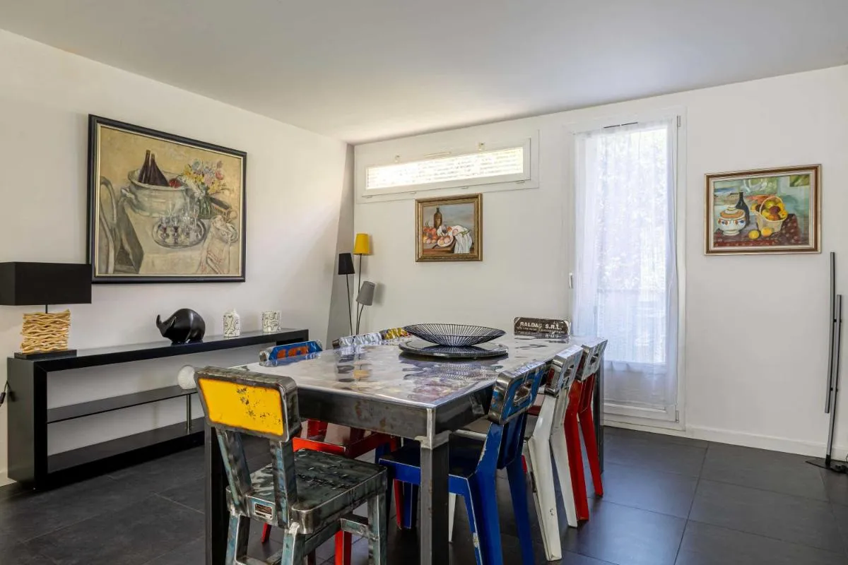 Image 4 of Splendid flat in the heart of Saint Tropez with Parking 2BR 6p