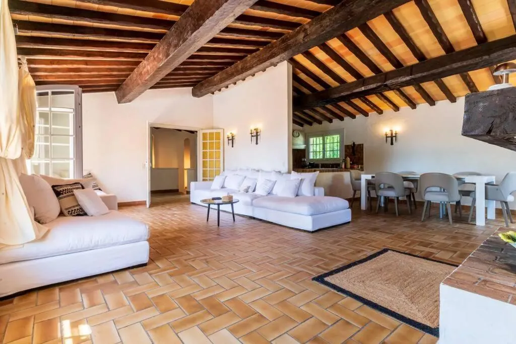 Image 3 of St-Tropez/Ramatuelle : Villa 5BR avec Piscine