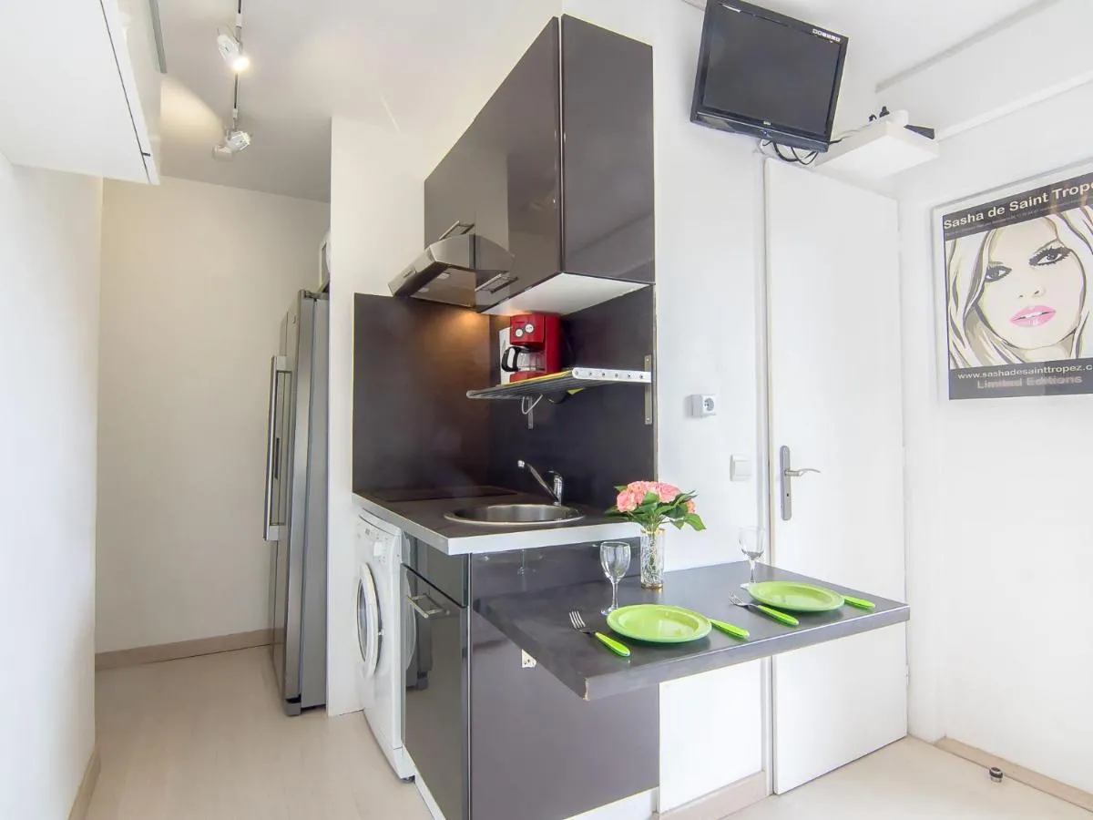 Image 2 of Studio Héraclée-2 by Interhome