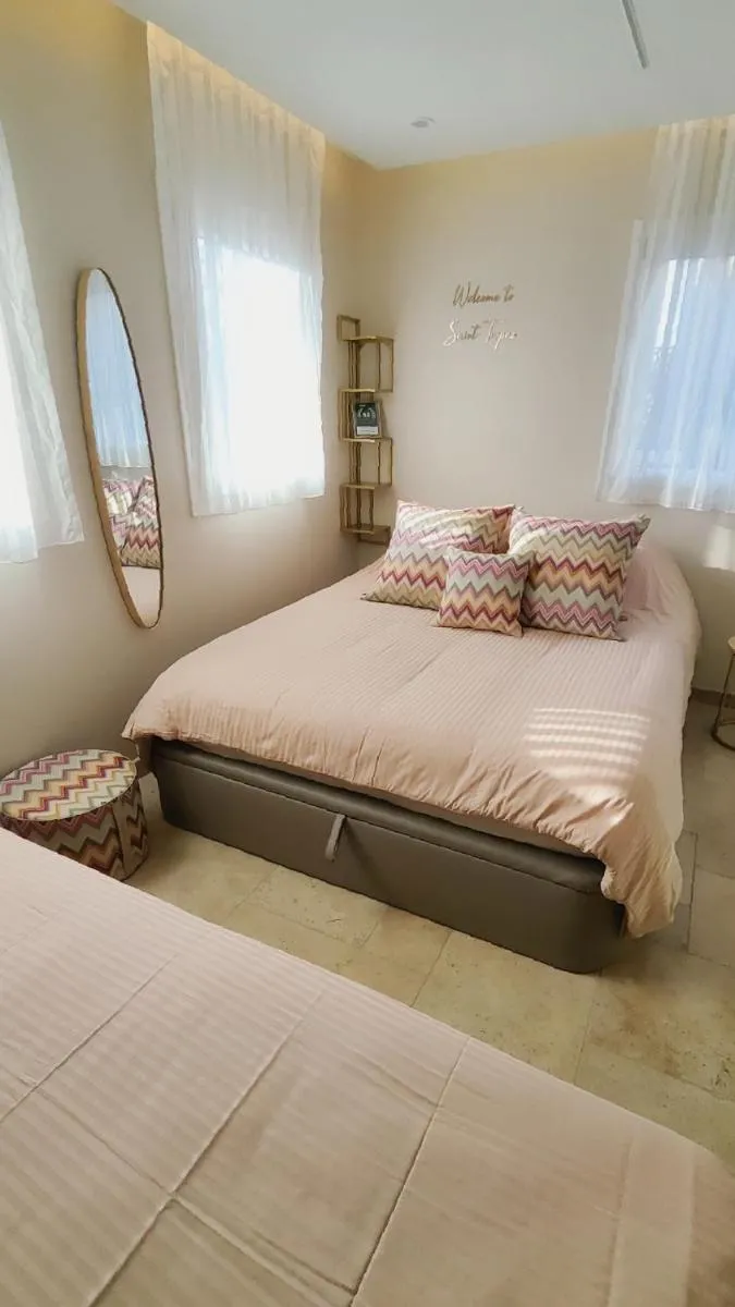 Image 5 of Studio climatisé, terrasse, parking privé, 50m de la plage