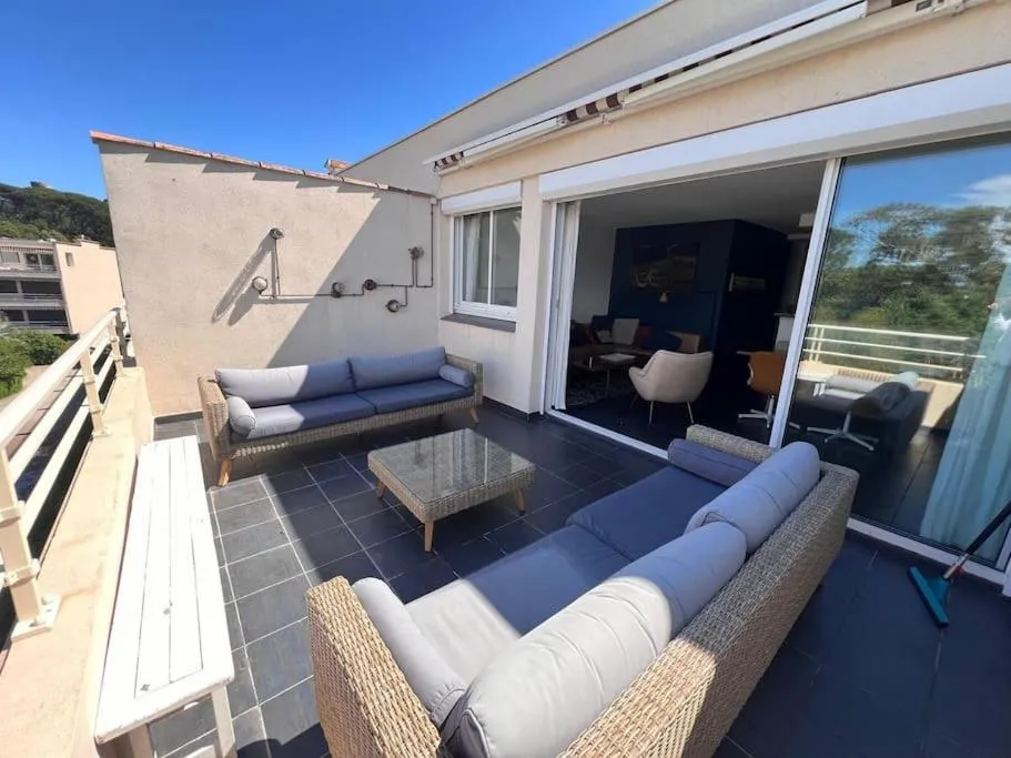 Image 4 of Terrasse vue mer, Saint-Tropez