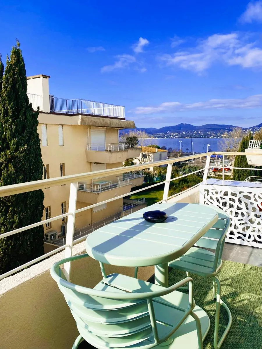Image 4 of Un nid à Saint Tropez