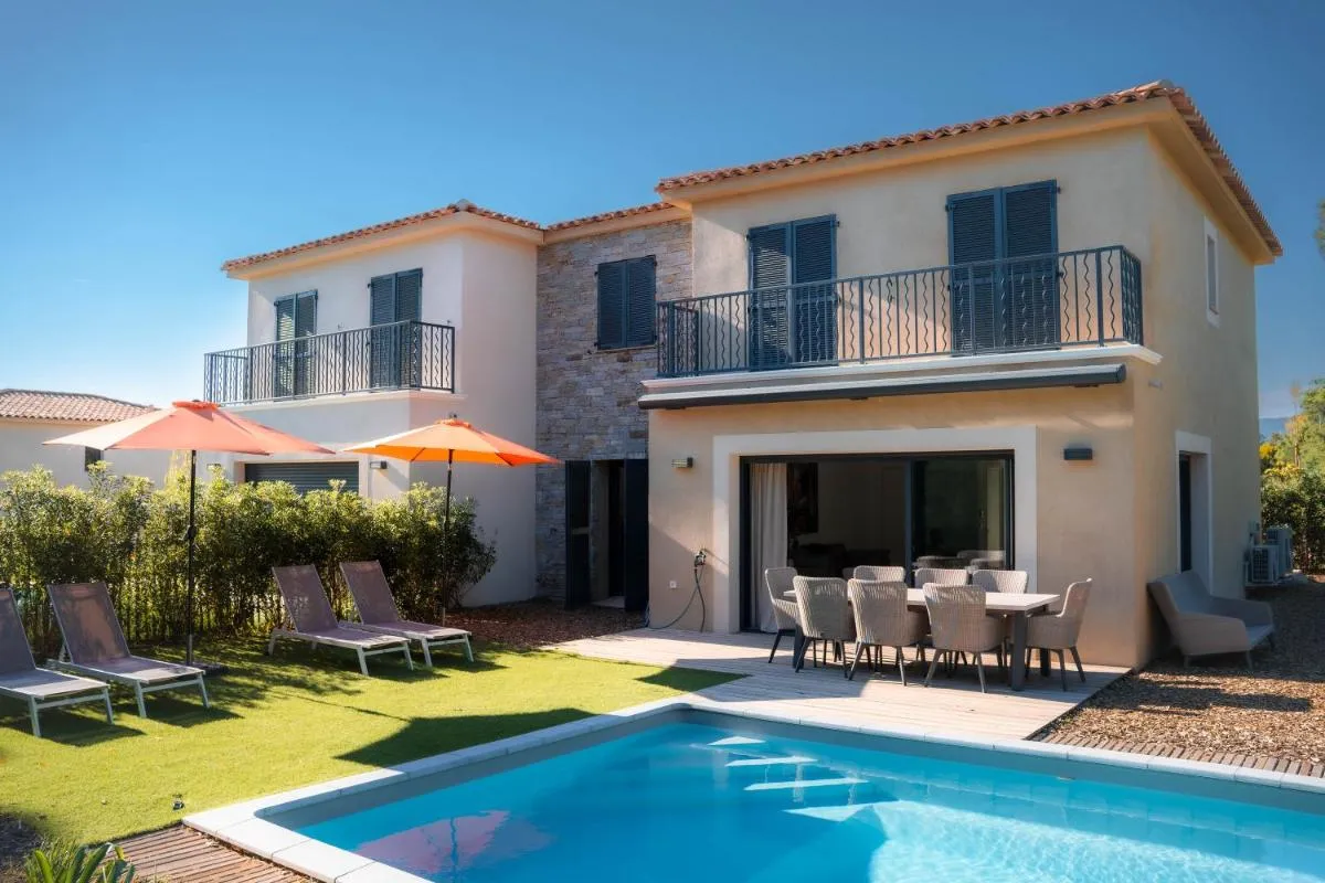 Image 3 of VillaGassin 403