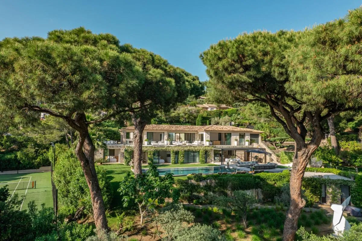 Image 1 of Villa Le Faune – Ultra-Luxurious 10 en-suites with Sea View and Tennis
