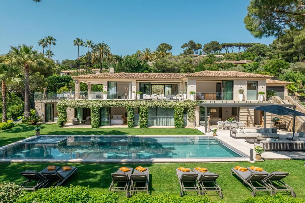 Image 6 of Villa Le Faune – Ultra-Luxurious 10 en-suites with Sea View and Tennis